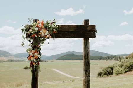 Nelson Wedding Florists: Foxglove & Find